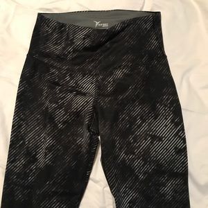 Old Navy active cropped tights